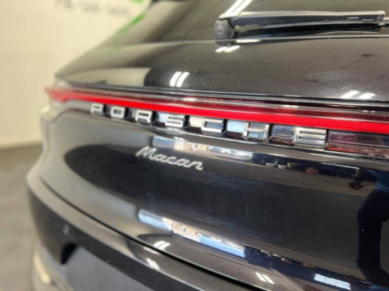 2021 Porsche Macan