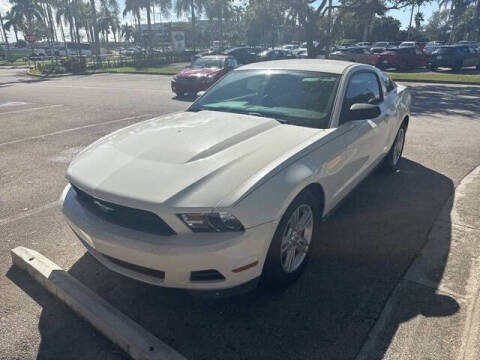 2011 Ford Mustang V6
