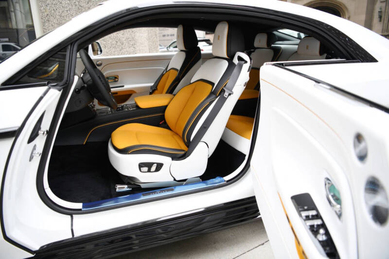 2025 Rolls-Royce Black Badge Spectre