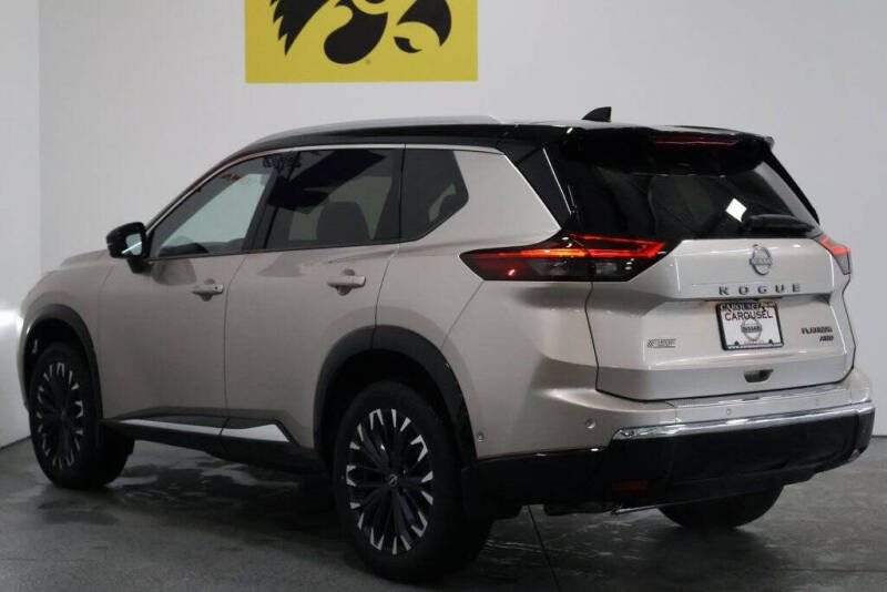 2025 Nissan Rogue Platinum