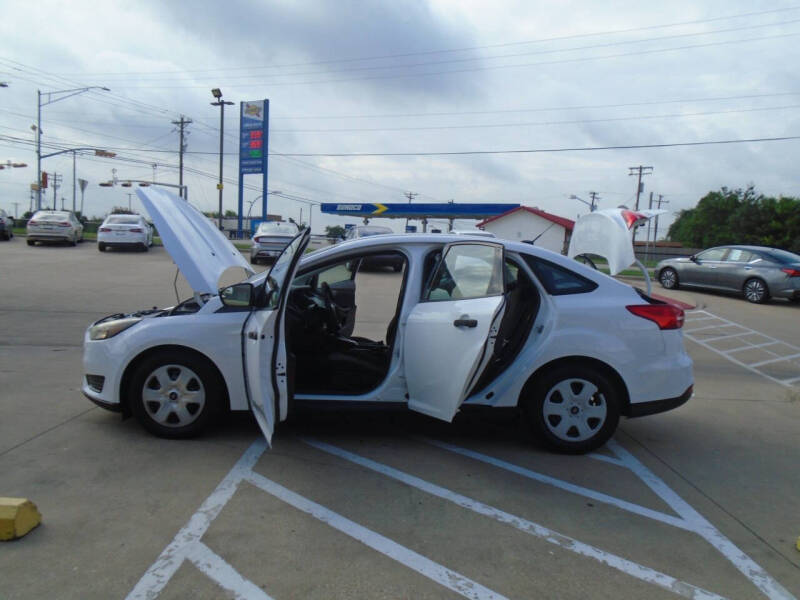 2018 Ford Focus S