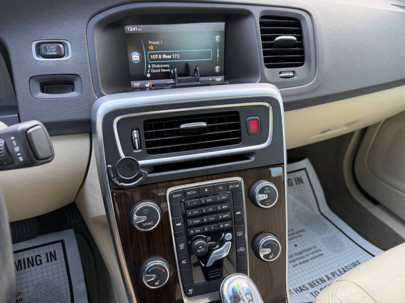 2013 Volvo S60 T5 Premier