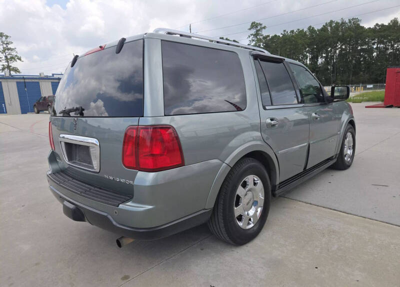 2005 Lincoln Navigator Luxury