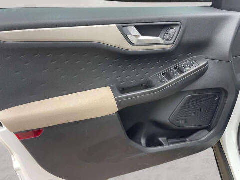 2020 Ford Escape Hybrid SE Sport