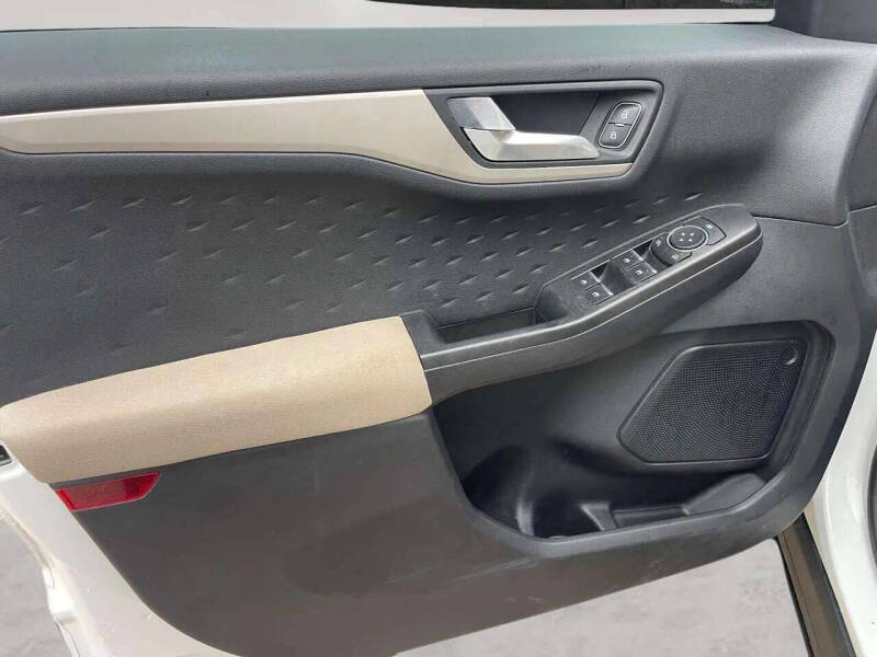 2020 Ford Escape Hybrid SE Sport