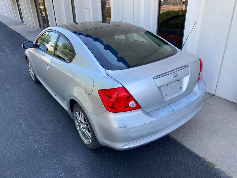 2005 Scion tC