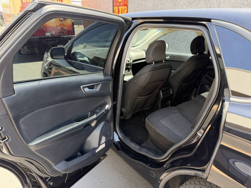 2019 Ford Edge SE