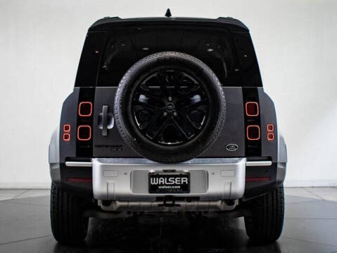 2020 Land Rover Defender 110 SE