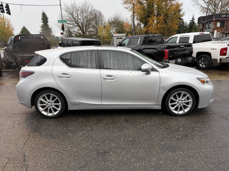 2011 Lexus CT 200h Premium