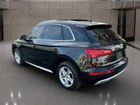 2019 Audi Q5 quattro Premium 45 TFSI