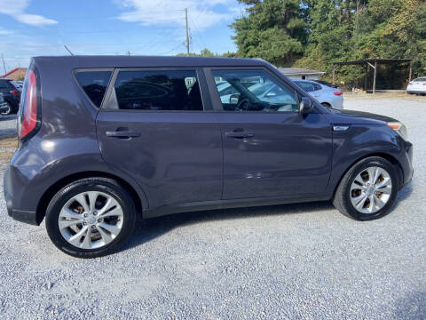 2015 Kia Soul +