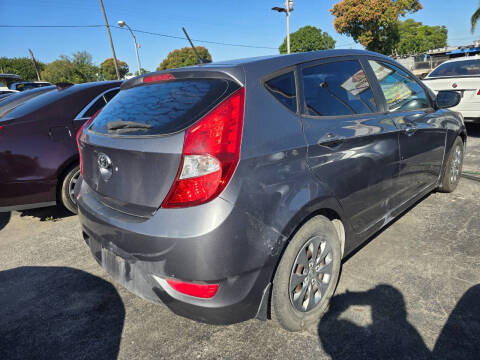 2015 Hyundai Accent GS