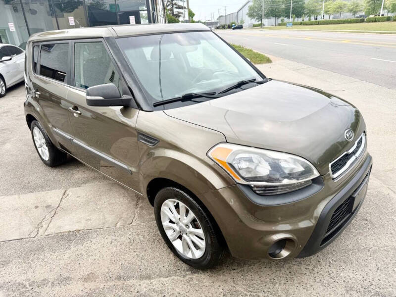 2012 Kia Soul +