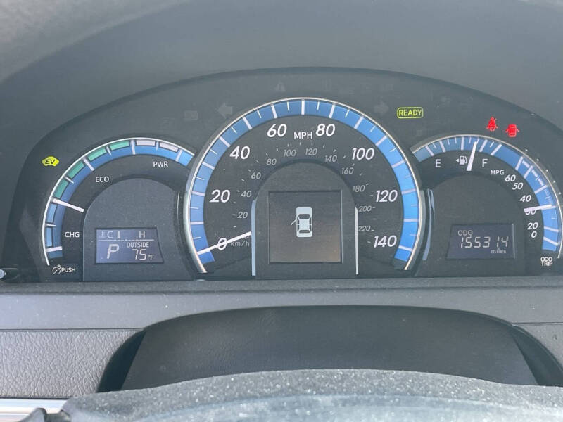 2013 Toyota Camry Hybrid LE