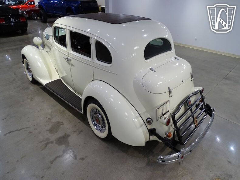 1936 Packard Eight Sedan