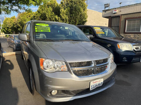 2019 Dodge Grand Caravan SXT 35th Anniversary Edition