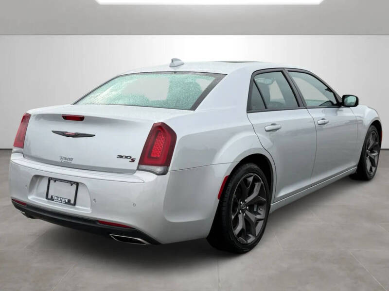 2023 Chrysler 300 S V6
