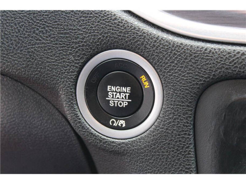 2018 Dodge Charger SXT