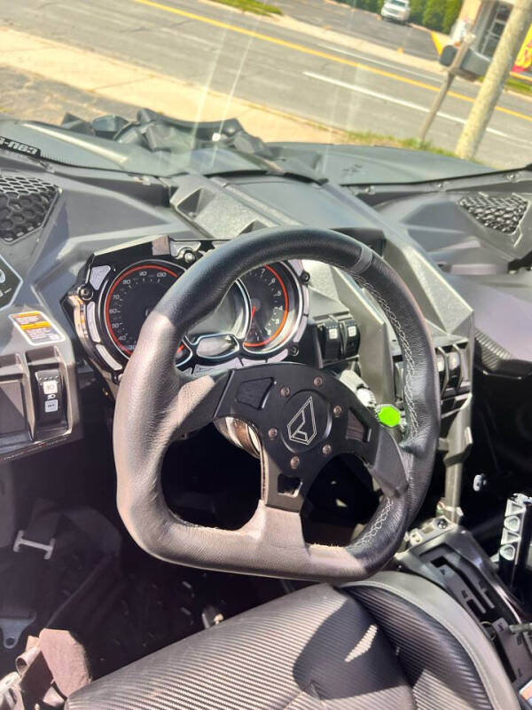 2018 Can-Am MAVERICK X3 XRS