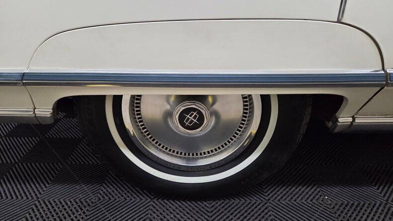 1977 Lincoln Continental