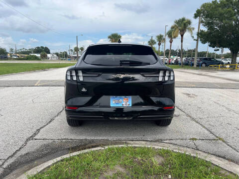 2022 Ford Mustang Mach-E Premium