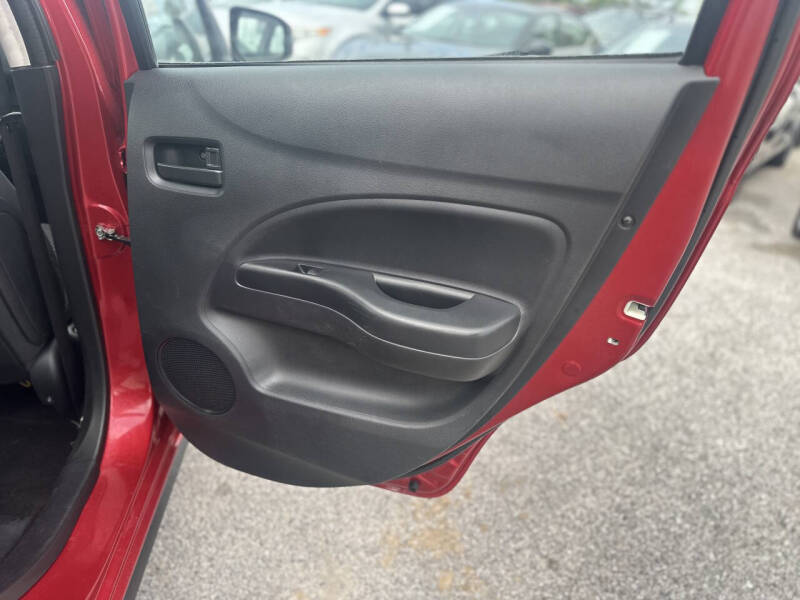 2015 Mitsubishi Mirage ES