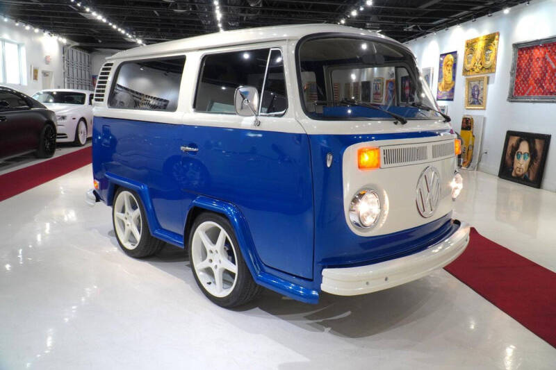 1973 Volkswagen Bus