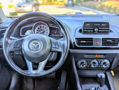 2014 Mazda MAZDA3 i Touring