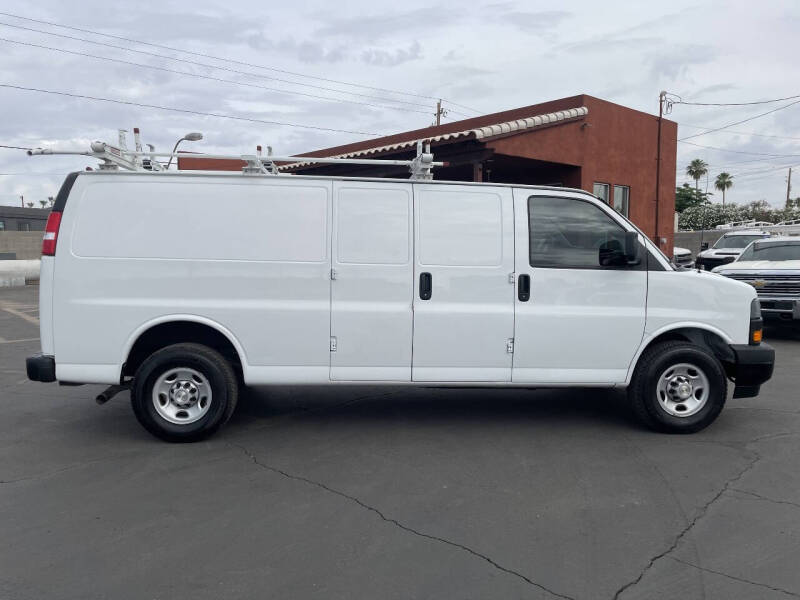 2021 Chevrolet Express 2500