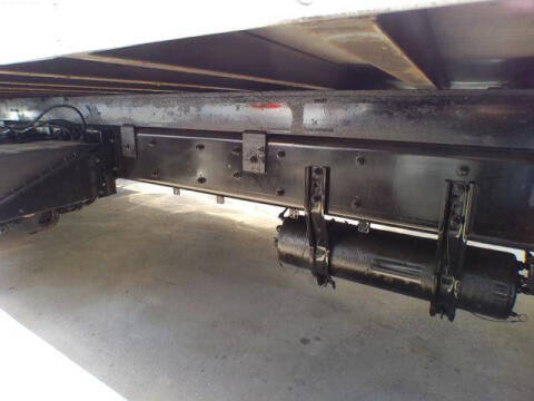 2017 Freightliner M2 106