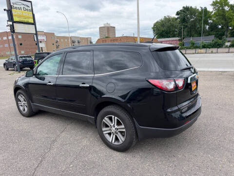 2017 Chevrolet Traverse LT