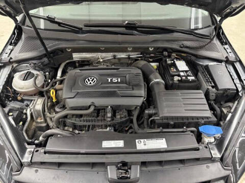 2017 Volkswagen Golf TSI Wolfsburg Edition