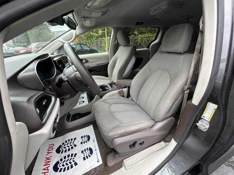 2019 Chrysler Pacifica Touring Plus