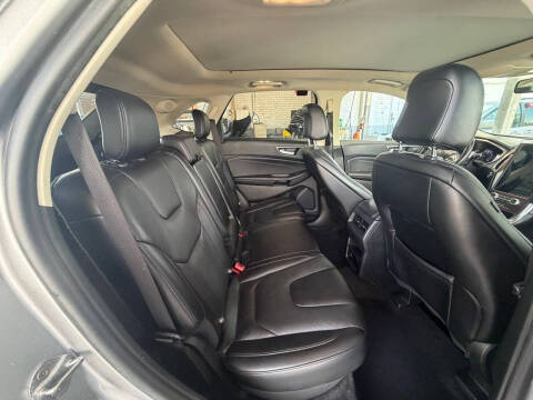 2021 Ford Edge Titanium