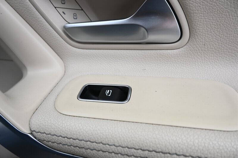 2020 Mercedes-Benz A-Class A 220