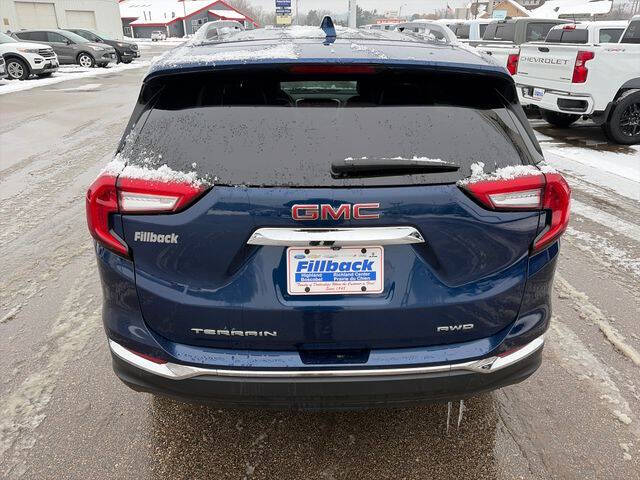 2023 GMC Terrain SLT