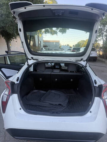 2016 Toyota Prius Two