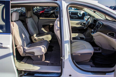 2021 Chrysler Pacifica Touring L