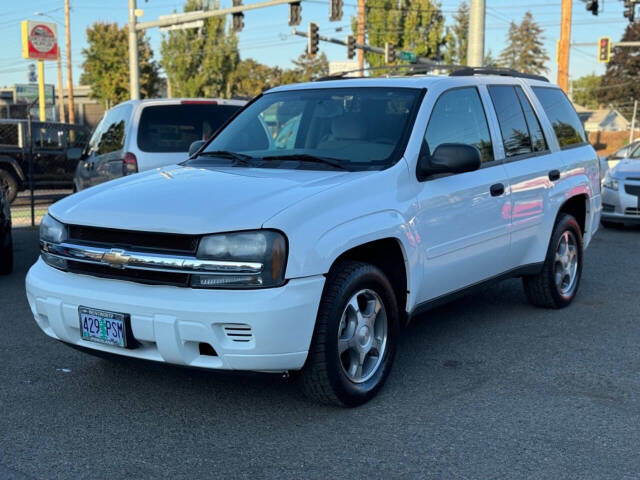 2008 Chevrolet TrailBlazer for sale at Carz Connect LLC in Portland, OR