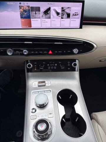 2026 Genesis GV70 2.5T Select