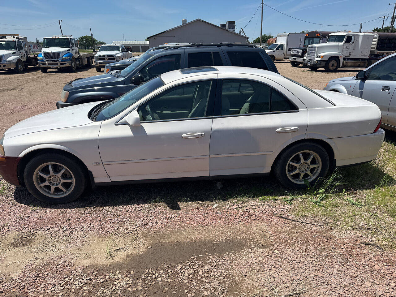 White 2000 Lincoln LS Base 4dr V8 Sedan 1