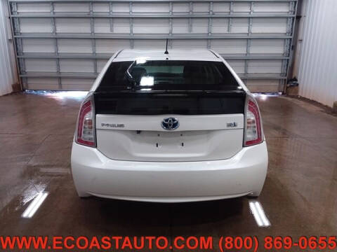 2012 Toyota Prius Two
