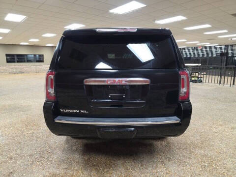 2017 GMC Yukon XL Denali