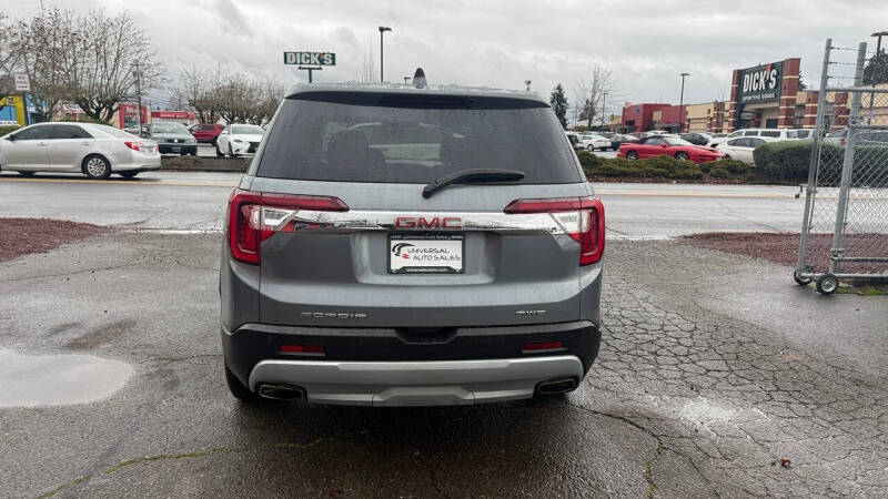 2022 GMC Acadia SLE