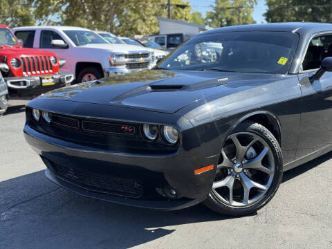 2015 Dodge Challenger R/T Plus