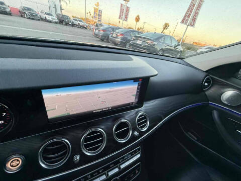 2018 Mercedes-Benz E-Class E 300