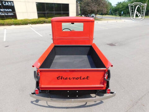 1933 Chevrolet Apache