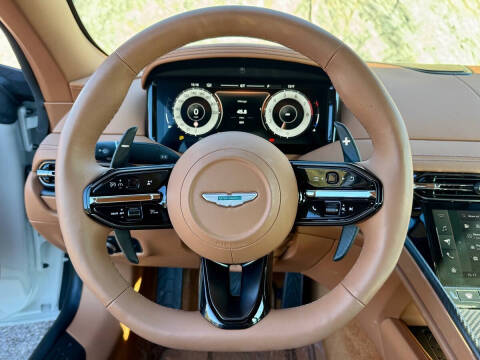 2025 Aston Martin DB12 V8