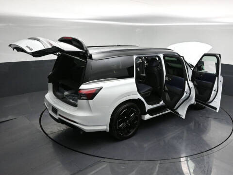 2026 Infiniti QX80 Sport