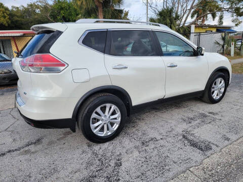2015 Nissan Rogue SV